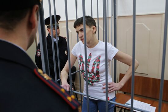 Рассмотрение жалобы на арест Надежды Савченко