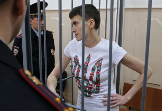 Рассмотрение жалобы на арест Надежды Савченко