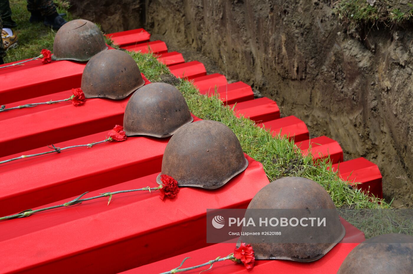 Церемония перезахоронения останков воинов Великой Отечественной войны в Чеченской республике