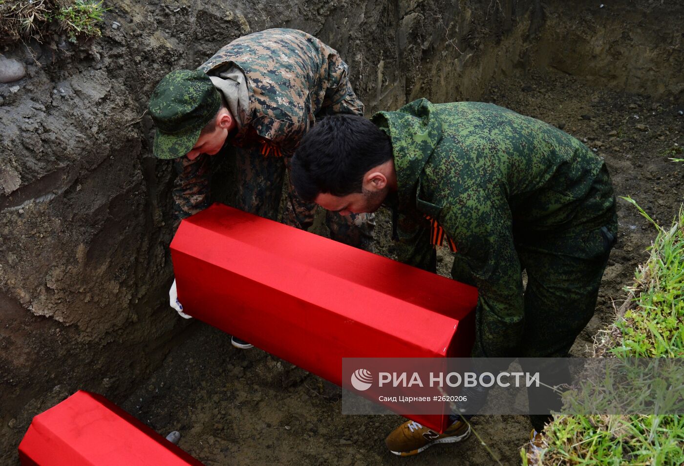 Церемония перезахоронения останков воинов Великой Отечественной войны в Чеченской республике