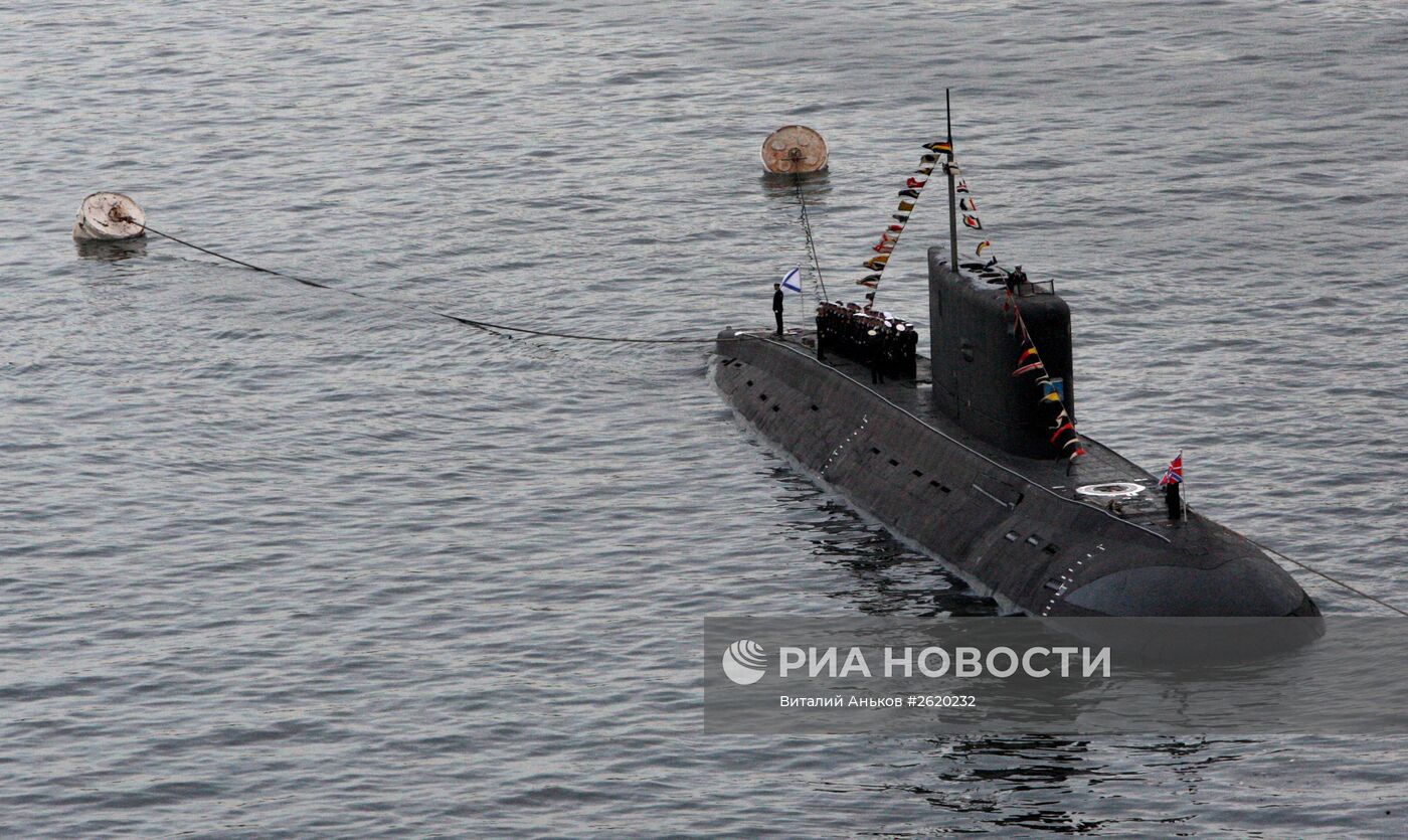 Построение кораблей для участия в военно-морском Параде во Владивостоке