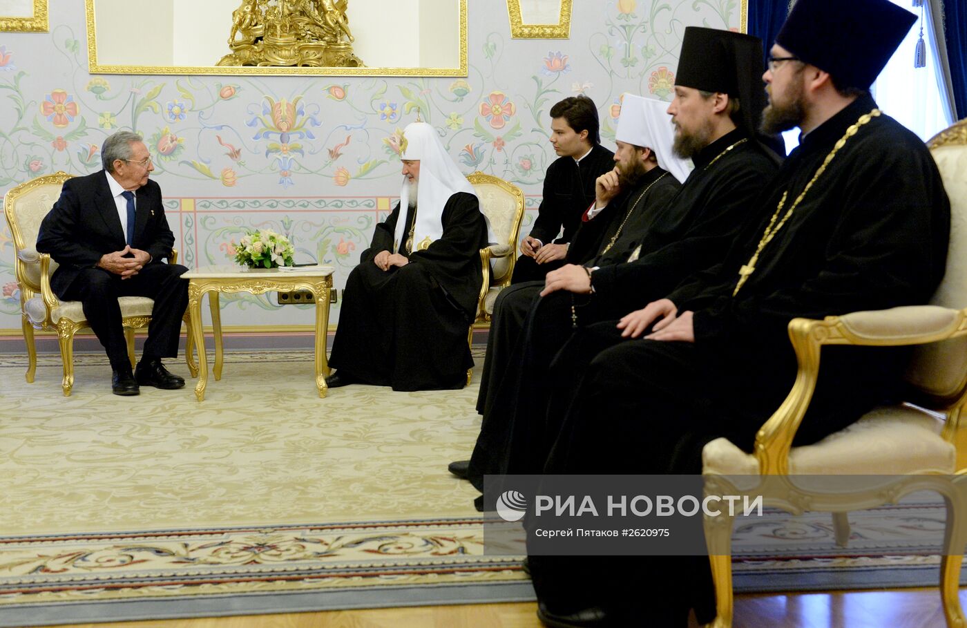 Патриарх Московский и всея Руси Кирилл встретился с председателем Государственного Совета Кубы Раулем Кастро