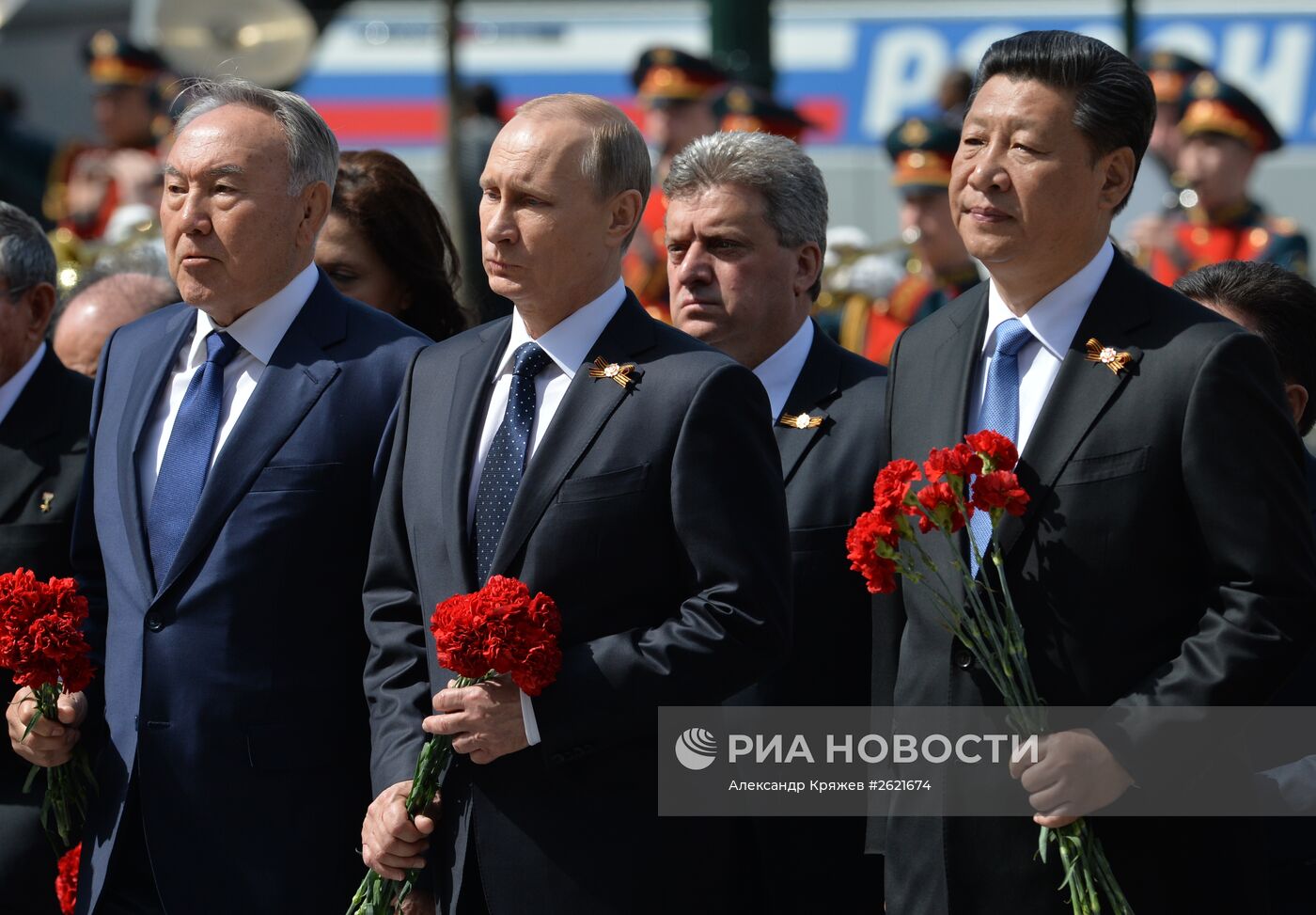 Церемония совместного возложения цветов к Могиле Неизвестного солдата