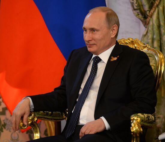 Президент России Владимир Путин встретился с президентом Египта Абделем Фатахом ас-Сиси
