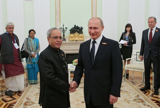 Президент России В.Путин встретился с президентом Индии П.Мукерджи