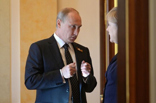 Совместная пресс-конференция президента РФ В.Путина и канцлера Германии А.Меркель