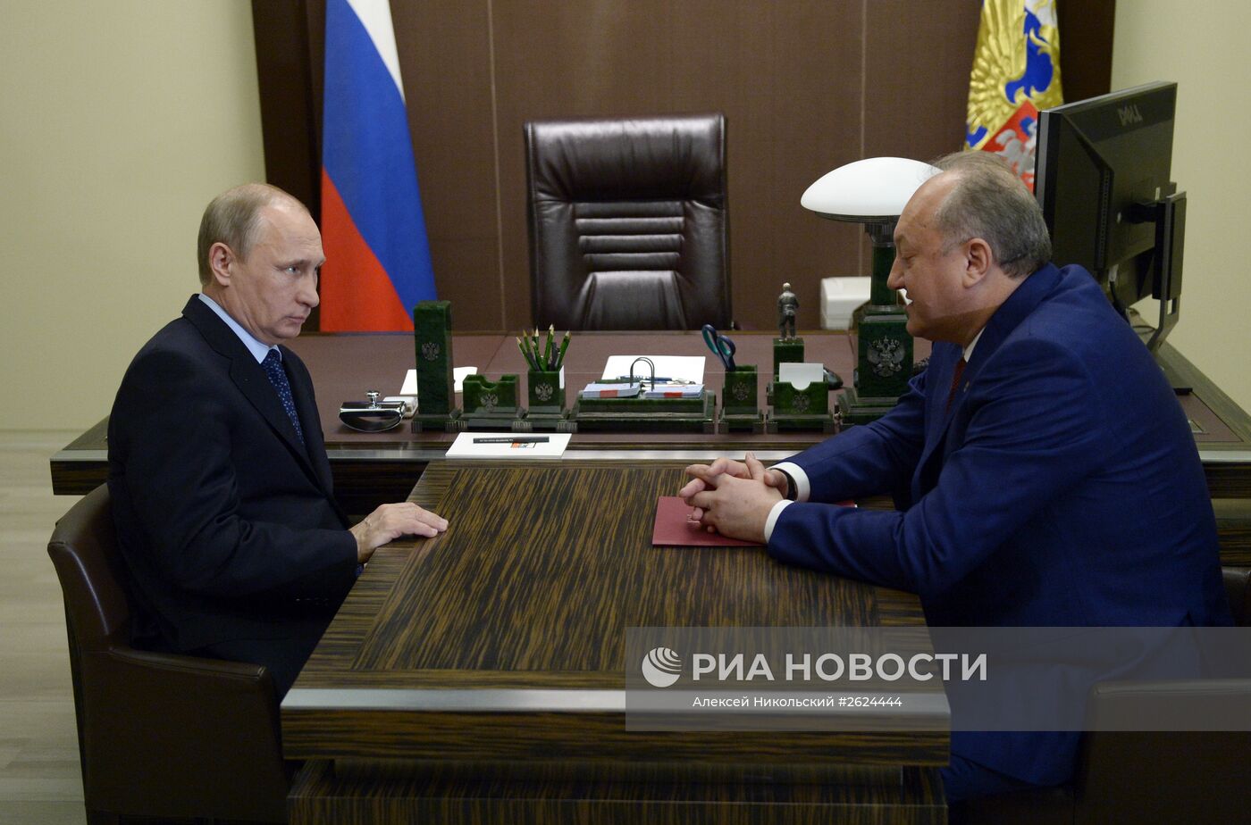 Президент России В.Путин провел рабочую встречу с губернатором Камчатского края В.Илюхиным