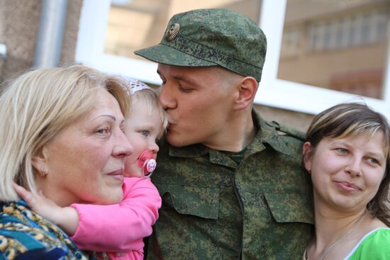 Отправка первых призывников из Крыма на службу в Российскую армию