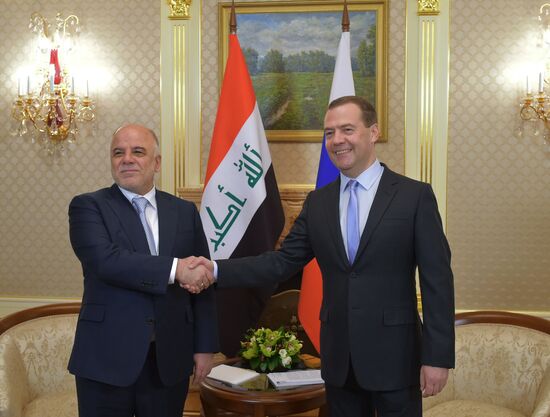 Встреча председателя правительства РФ Дмитрия Медведева с премьер-министром Ирака Хайдаром аль-Абади