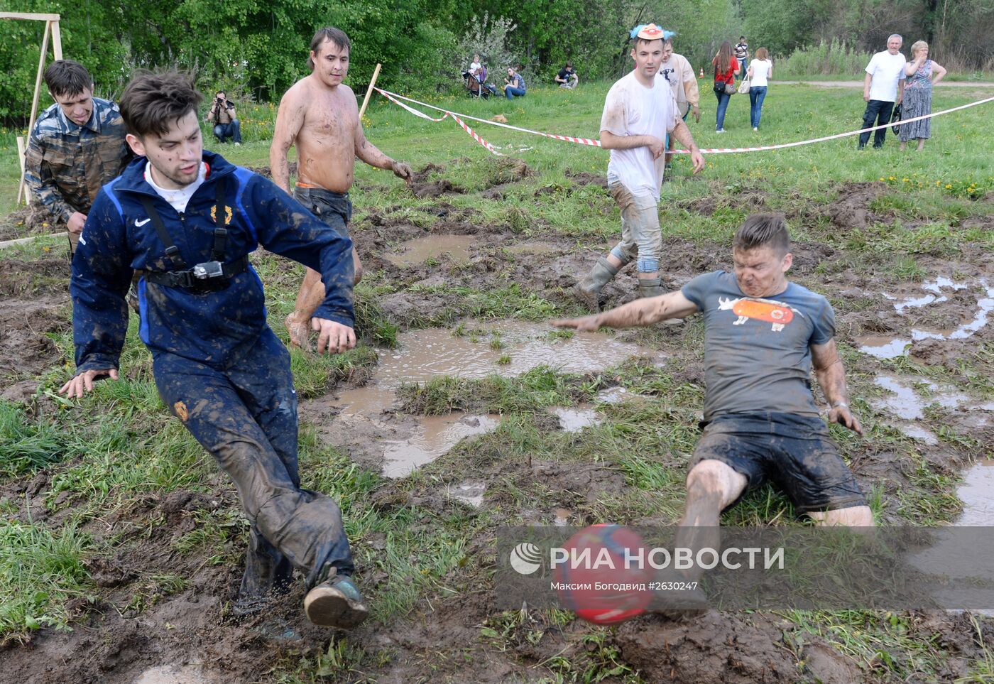 "Грязный забег" в Казани
