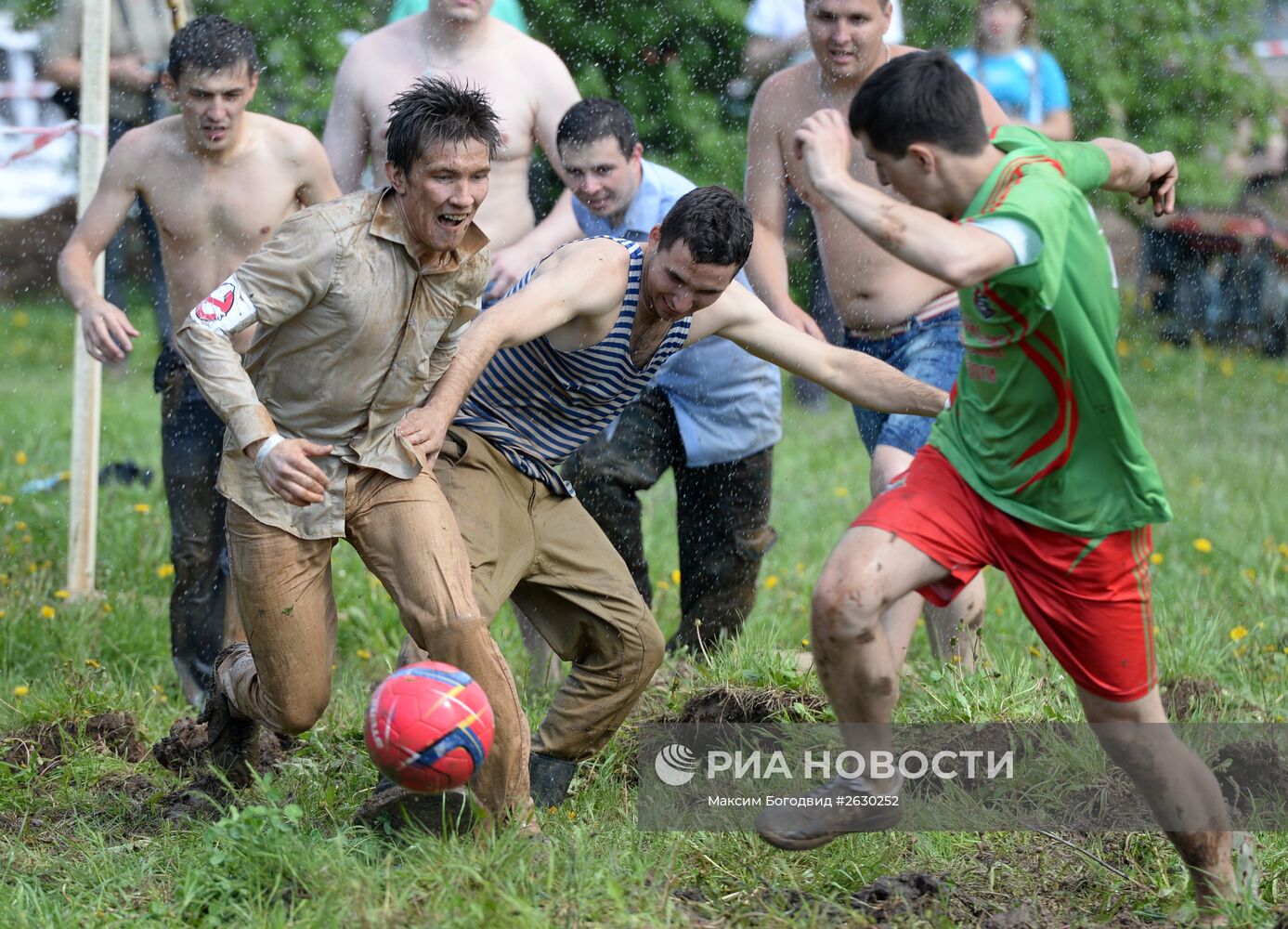 "Грязный забег" в Казани
