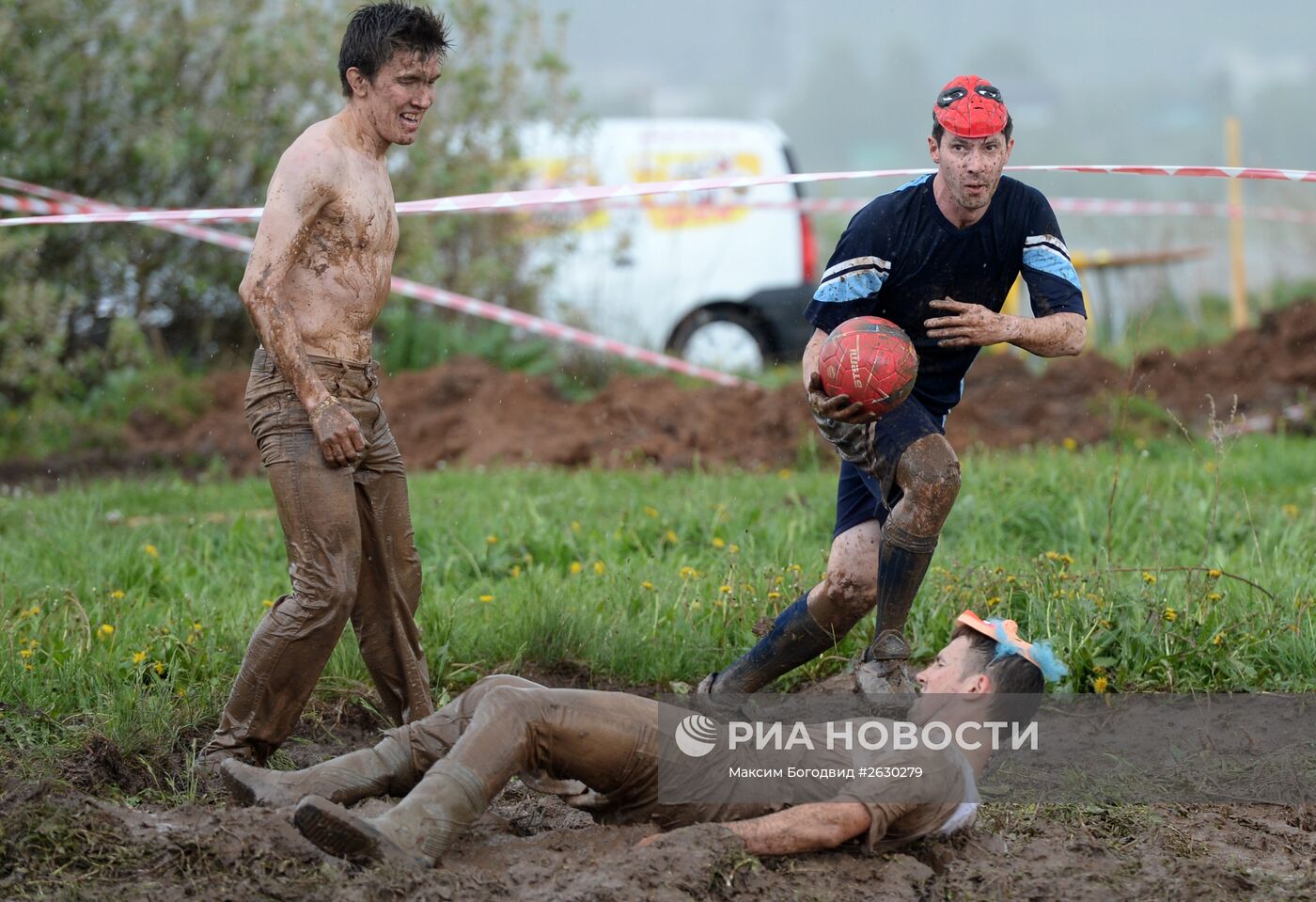 "Грязный забег" в Казани