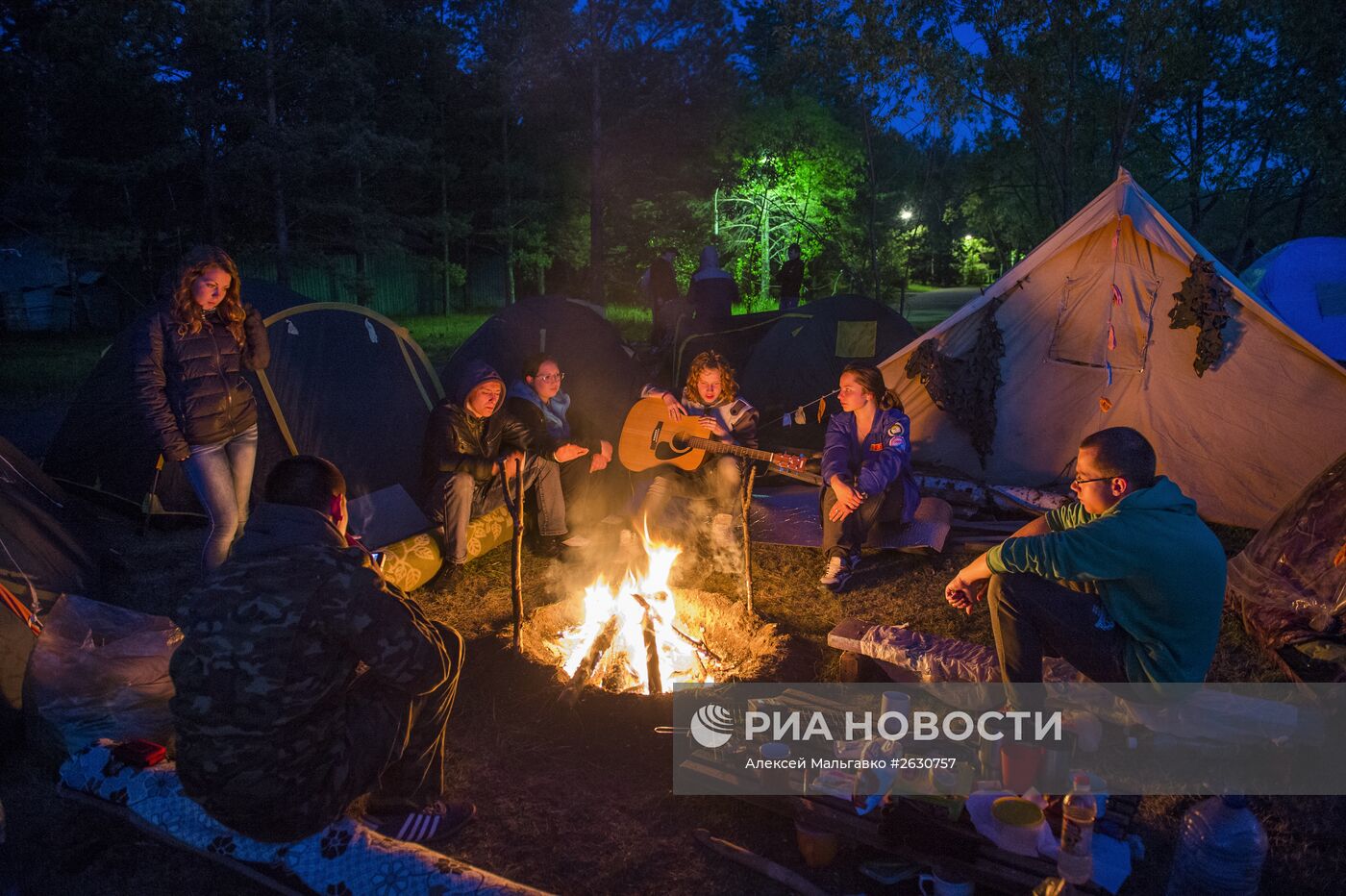 Региональный слет студенческих отрядов в поселке Андреевка Омской области в лагере "Березовая роща"