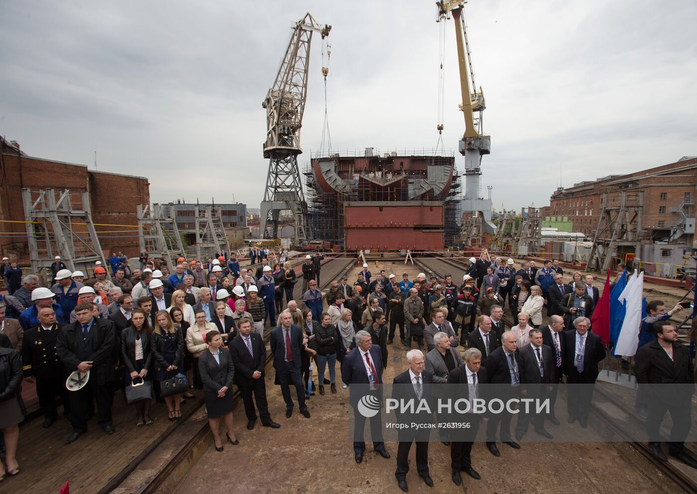 Первый серийный атомный ледокол для Арктики заложили в Санкт-Петербурге