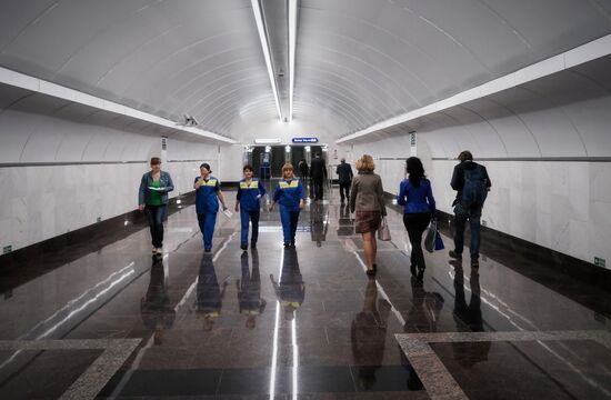 Открытие станции метро " Спортивная-2" в Санкт-Петербурге