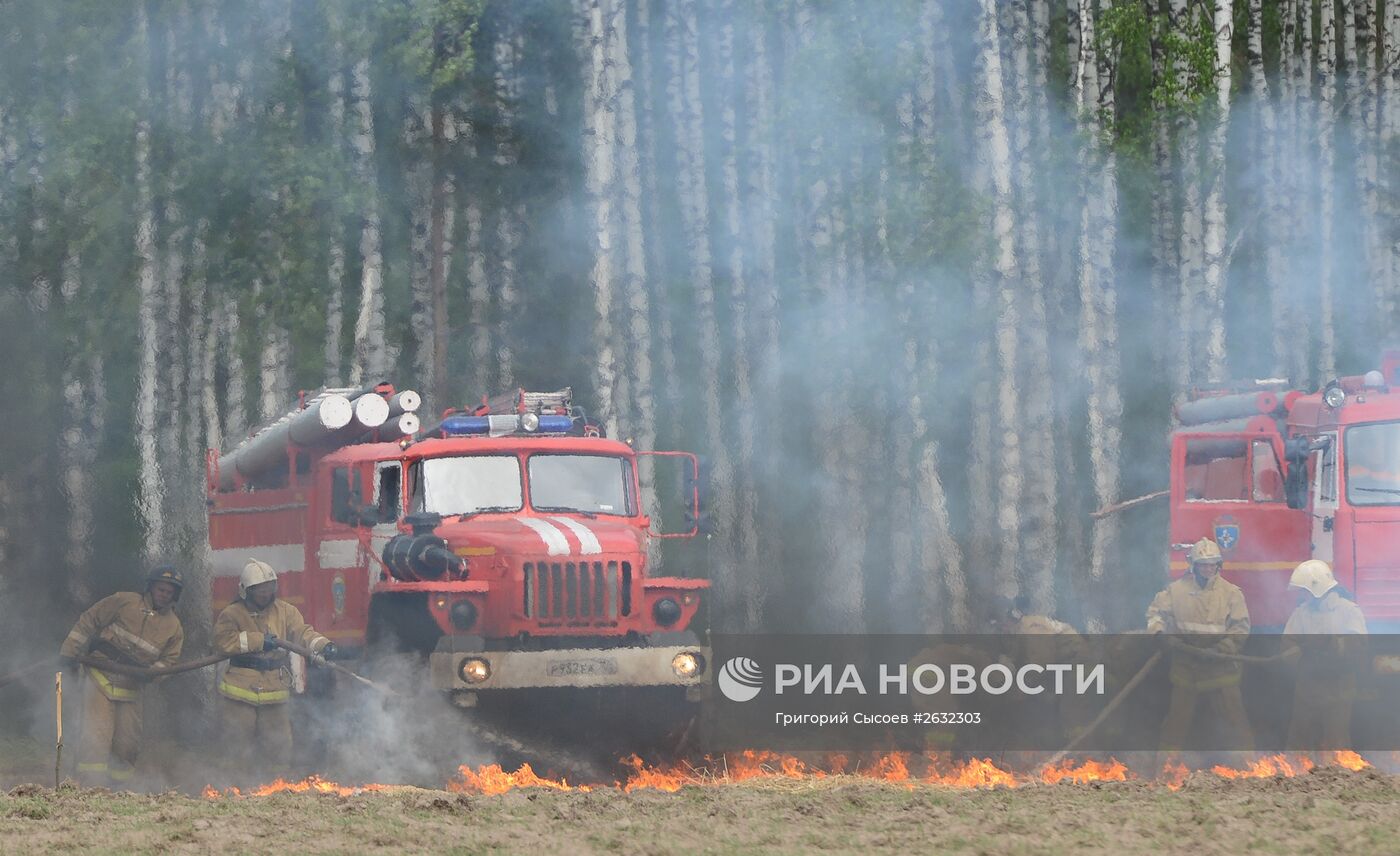 Губернатор Московской области А.Воробьев посетил учения по ликвидации лесных и торфяных пожаров