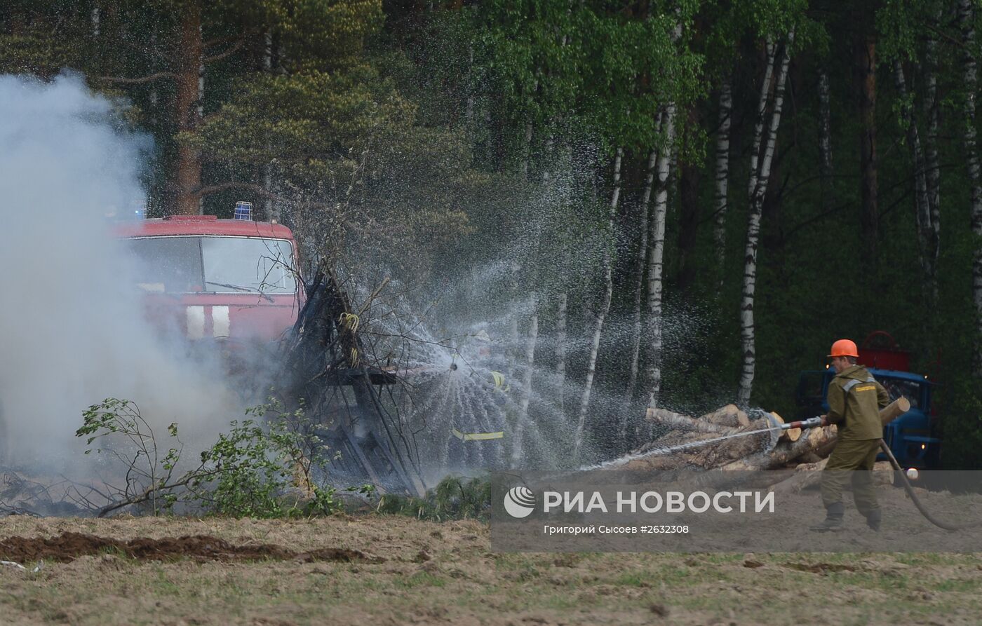 Губернатор Московской области А.Воробьев посетил учения по ликвидации лесных и торфяных пожаров