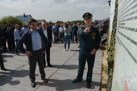 Губернатор Московской области А.Воробьев посетил учения по ликвидации лесных и торфяных пожаров