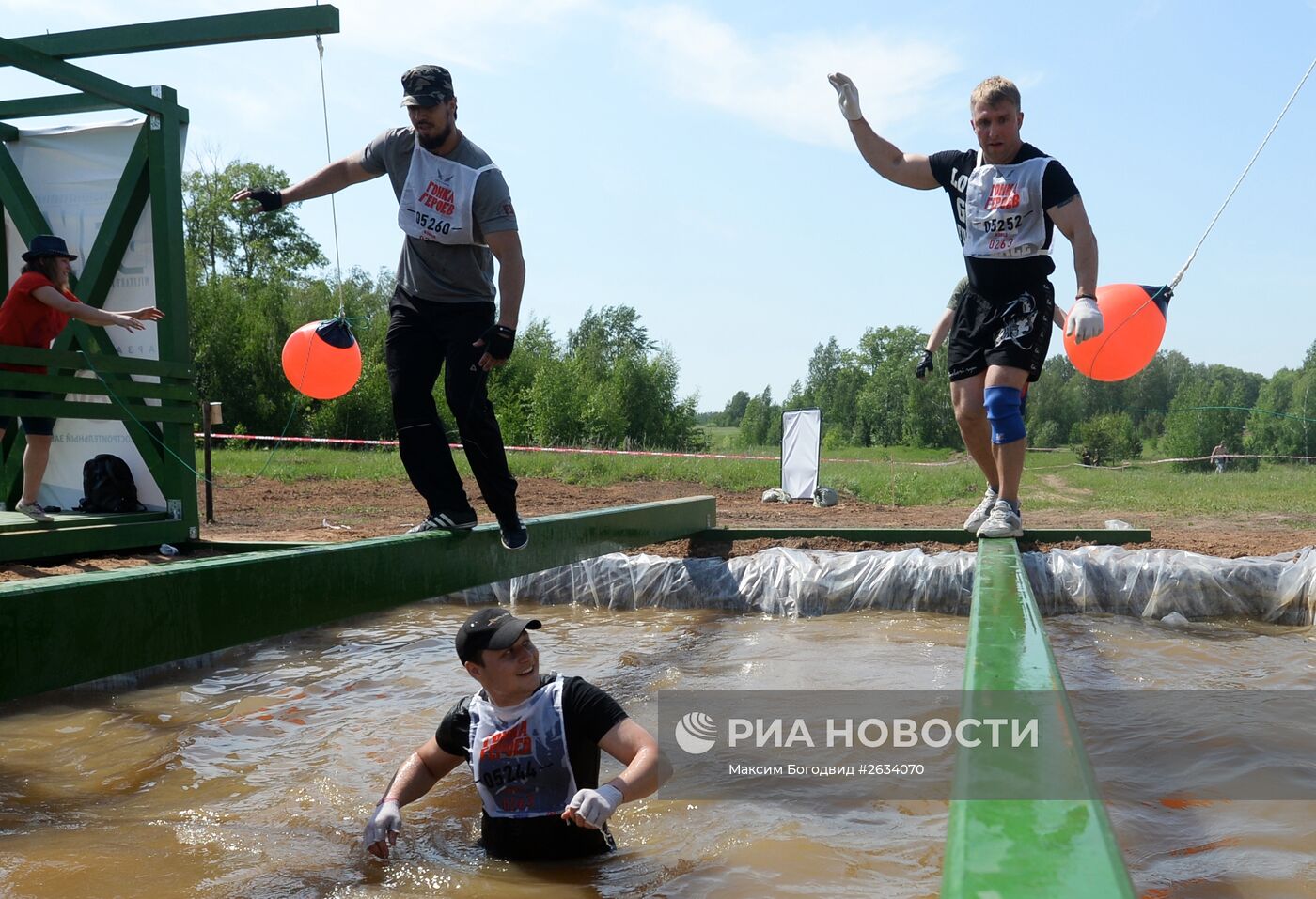 Военно-спортивная игра "Гонка героев" в Казани