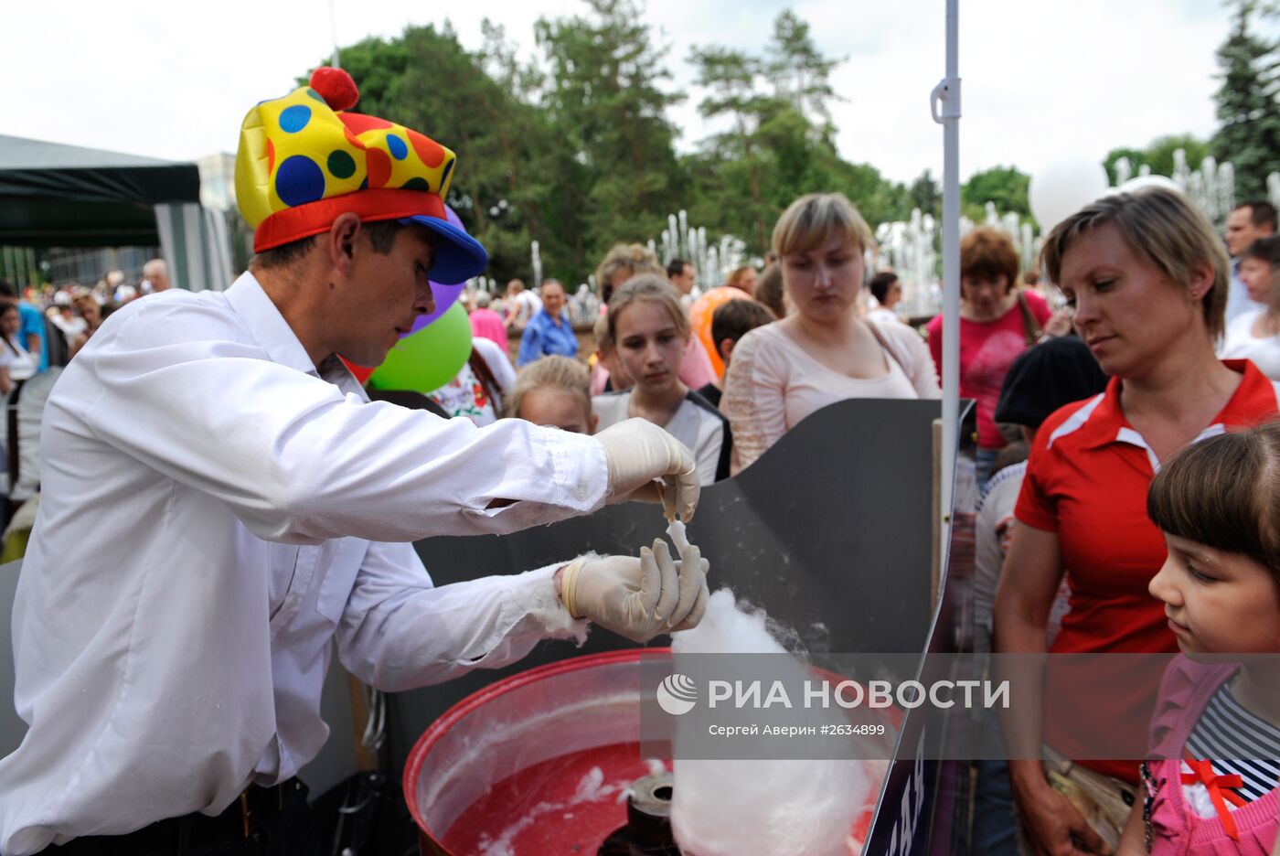 День защиты детей в Донецке