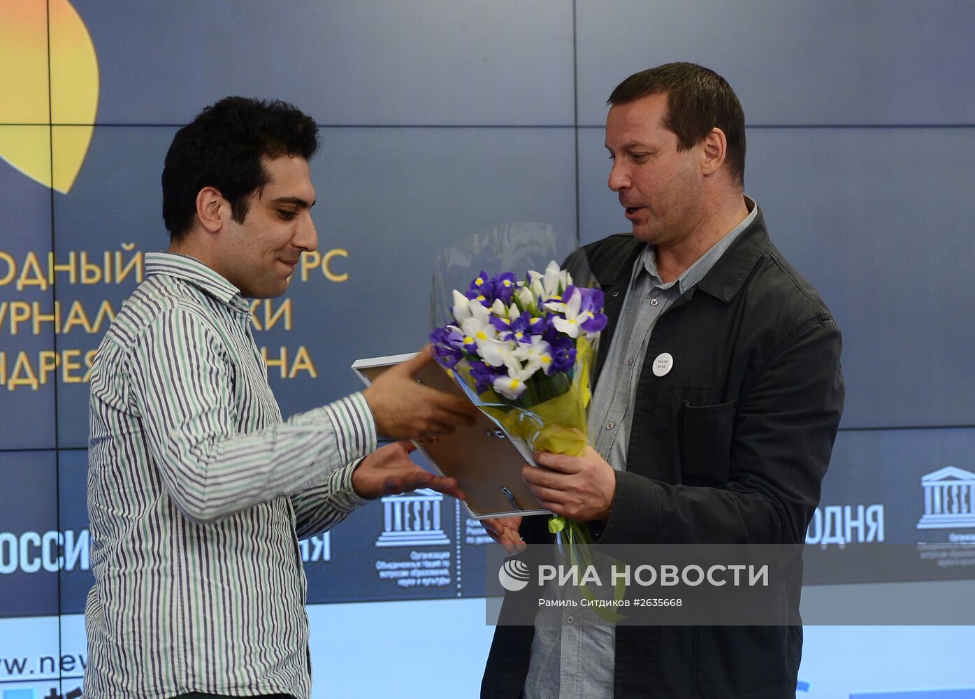 Церемония награждения победителя и призеров Международного конкурса фотожурналистики имени Андрея Стенина