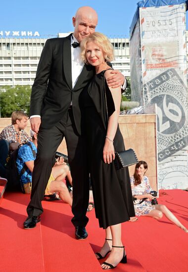 26-й Открытый Российский кинофестиваль "Кинотавр". Открытие