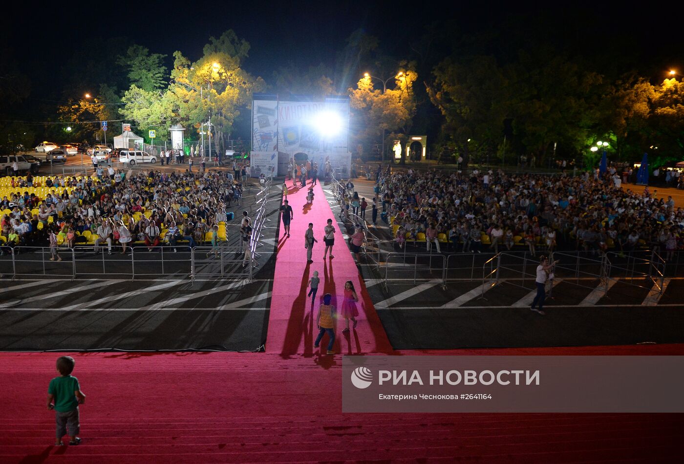 26-й Открытый Российский кинофестиваль "Кинотавр". День шестой