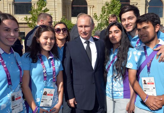 Рабочий визит президента РФ В.Путина в Азербайджан. День второй