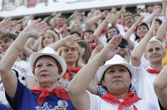 "Встреча поколений" в Международном детском центре "Артек" в Крыму