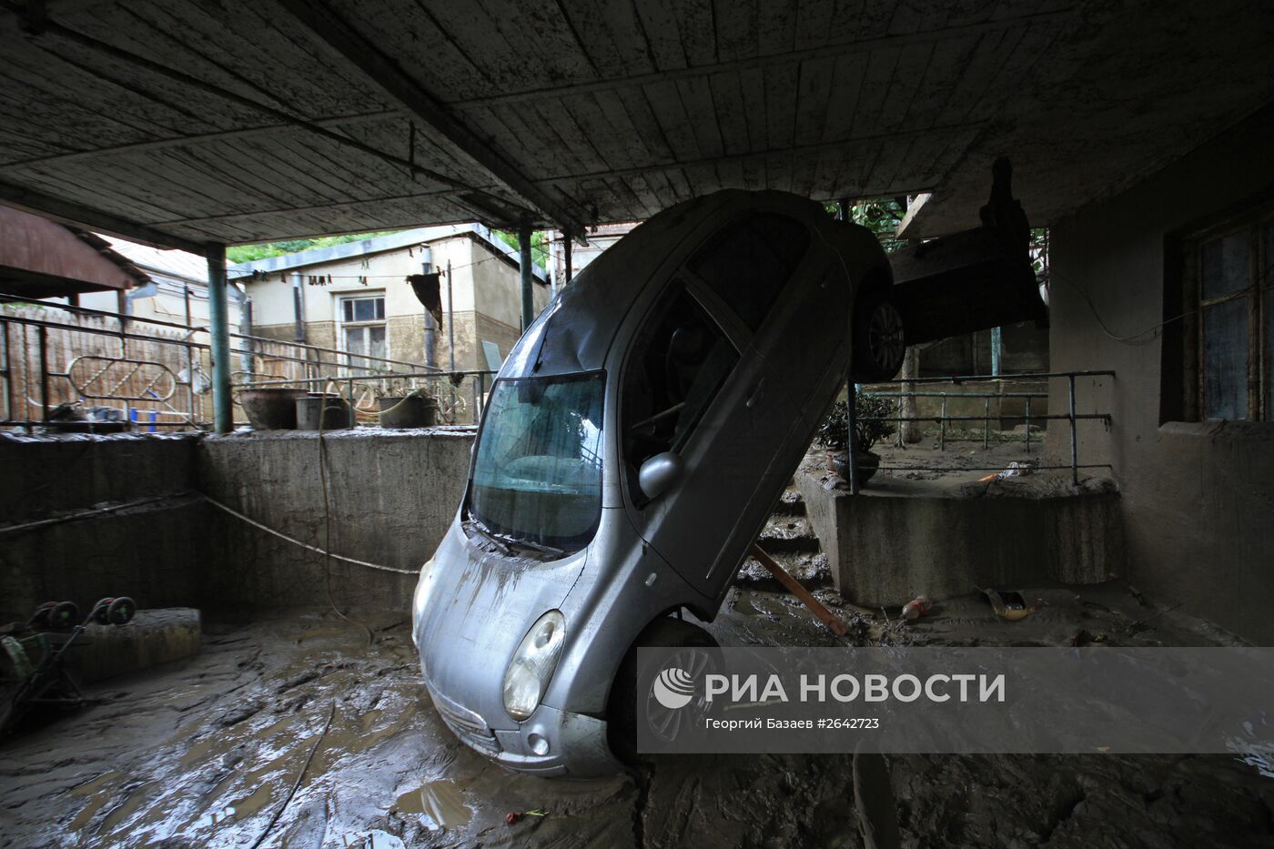 Последствия наводнения в Тбилиси