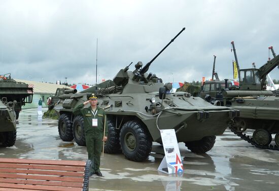 Открытие Международного военно-технического форума "АРМИЯ-2015"