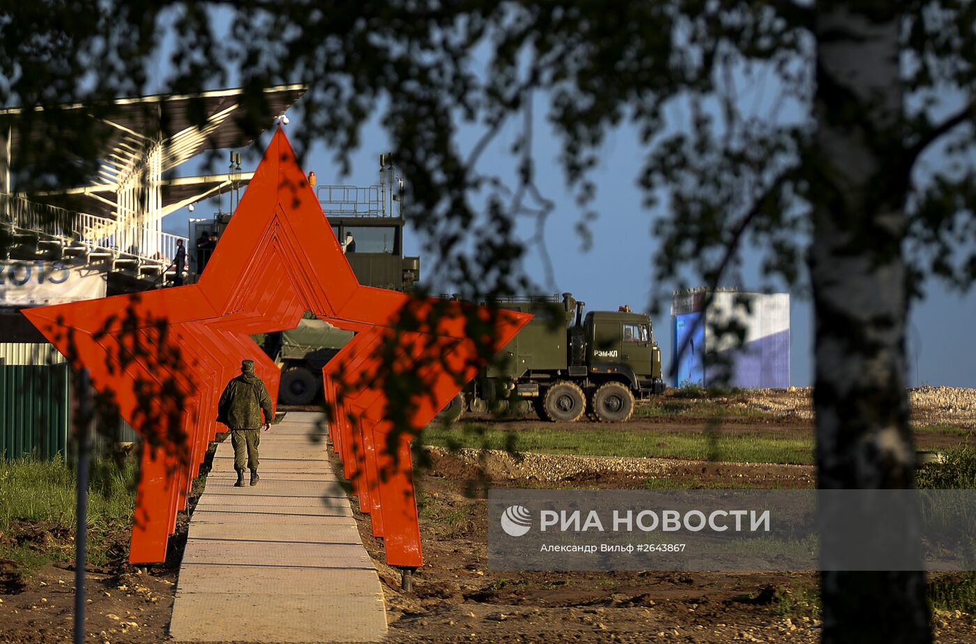 Демонстрационная программа Международного военно-технического форума "Армия-2015"