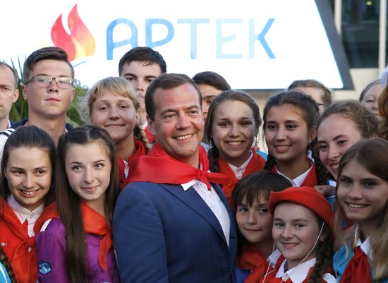 Рабочая поездка премьер-министра РФ Д.Медведева в Крым. День второй
