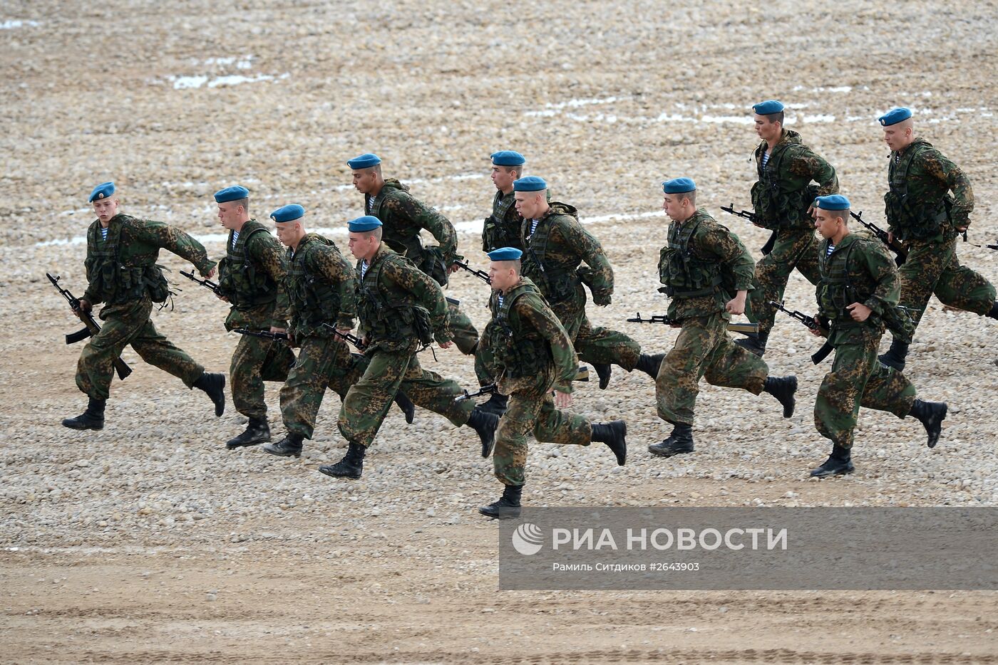 Демонстрационная программа Международного военно-технического форума "Армия-2015"