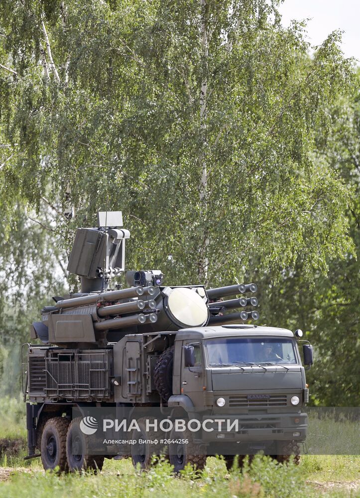 Международный военно-технический форум "АРМИЯ-2015". День второй