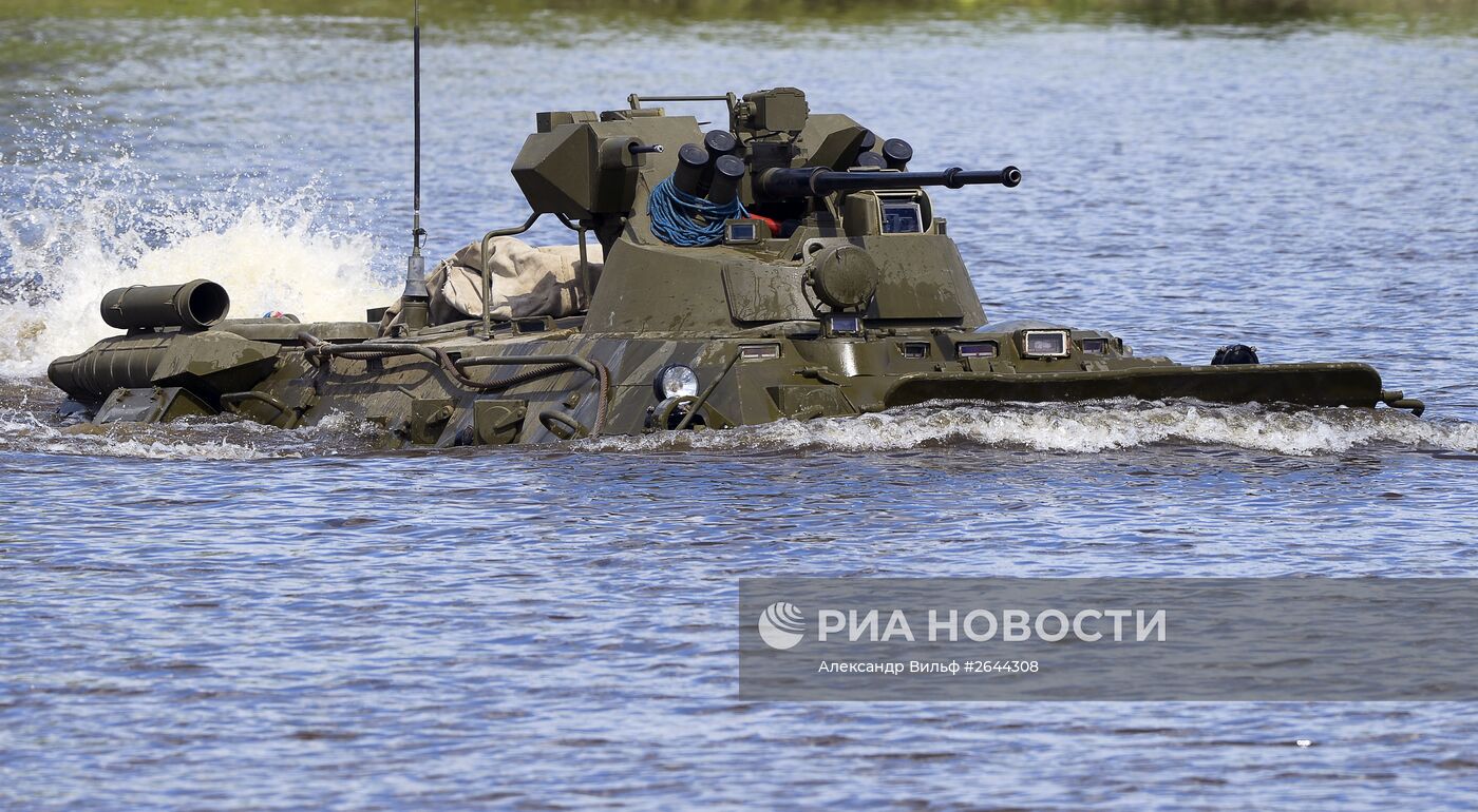 Международный военно-технический форум "АРМИЯ-2015". День второй