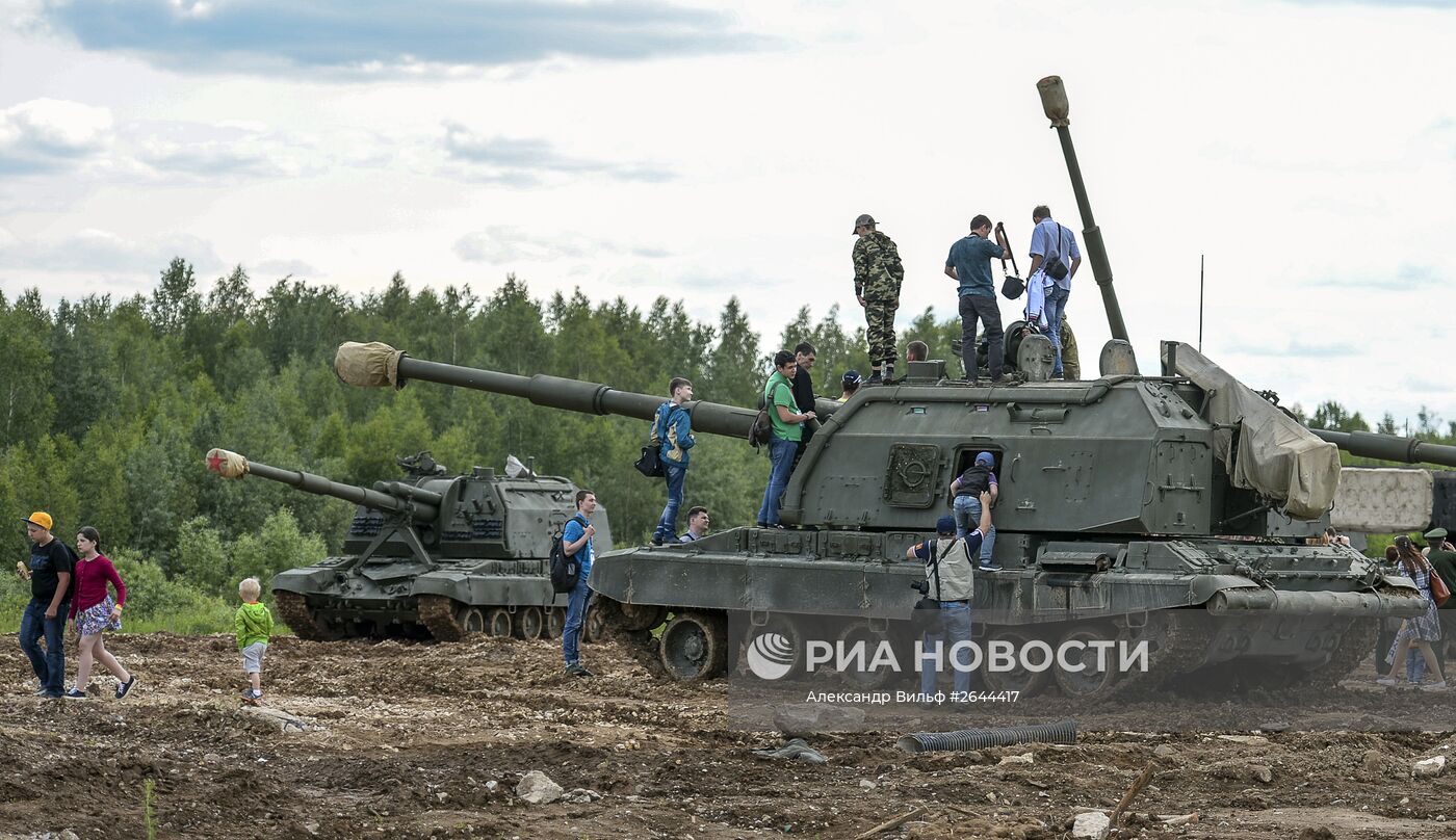 Международный военно-технический форум "АРМИЯ-2015". День второй