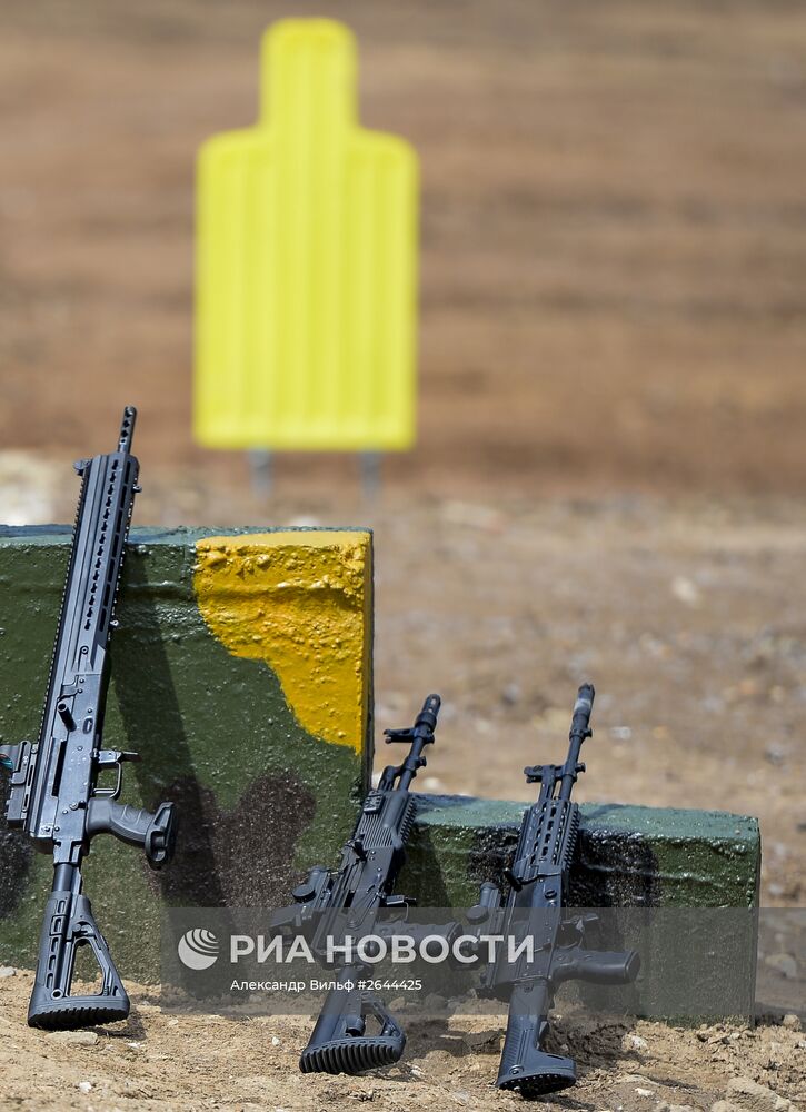 Международный военно-технический форум "АРМИЯ-2015". День второй