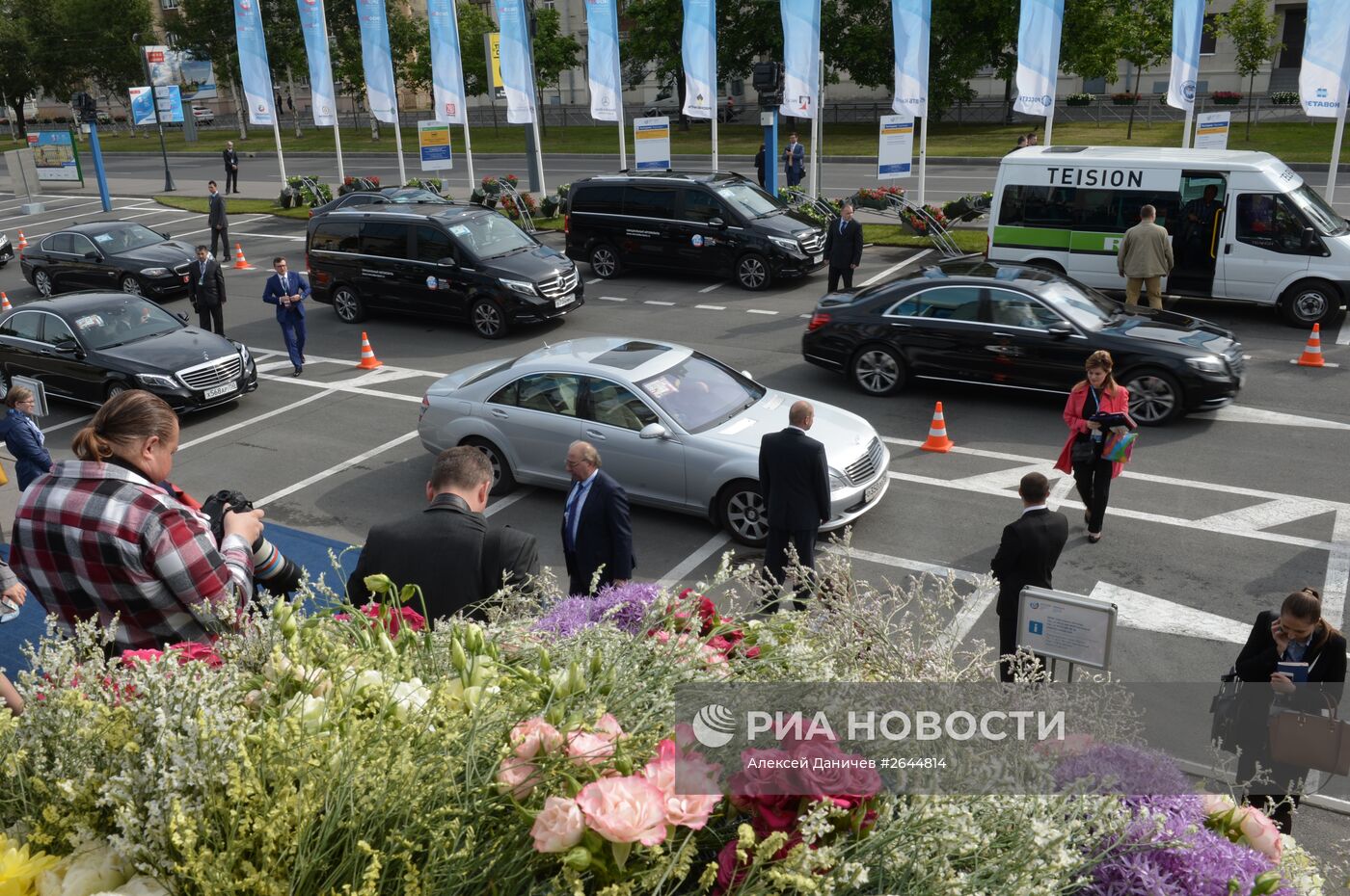 Петербургский международный экономический форум 2015 (ПМЭФ). День первый