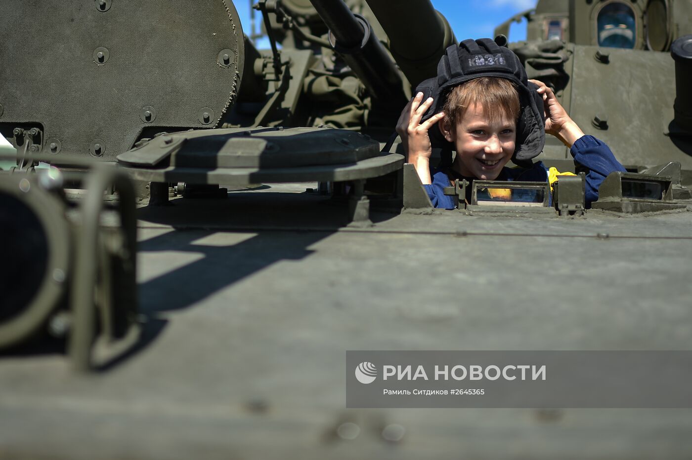 Международный военно-технический форум "АРМИЯ-2015". Третий день