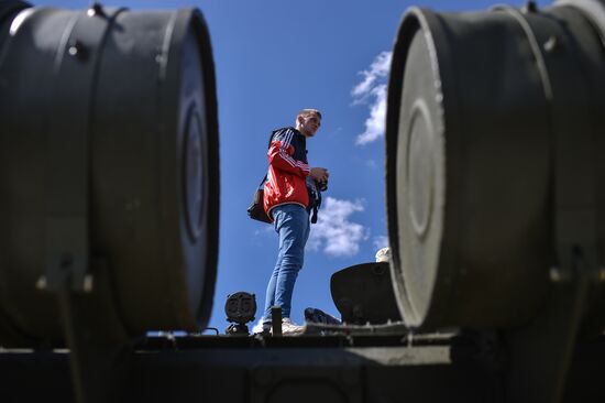 Международный военно-технический форум "АРМИЯ-2015". Третий день
