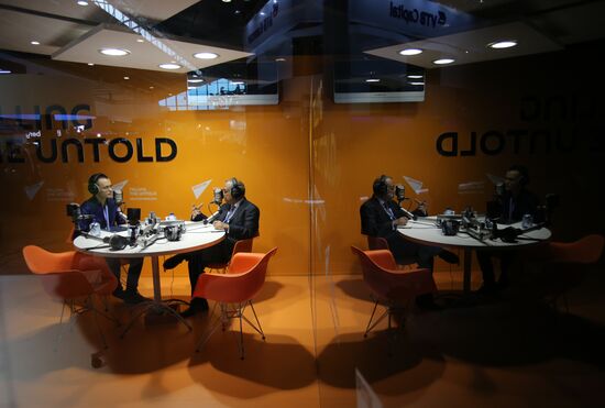 Петербургский международный экономический форум 2015 (ПМЭФ). День первый