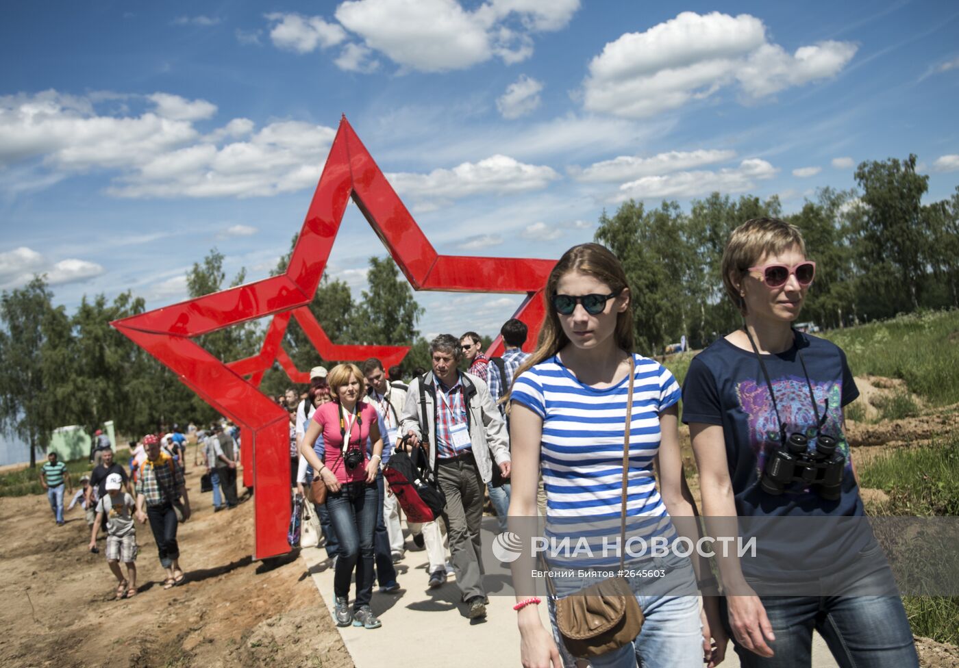 Международный военно-технический форум "АРМИЯ-2015". Третий день