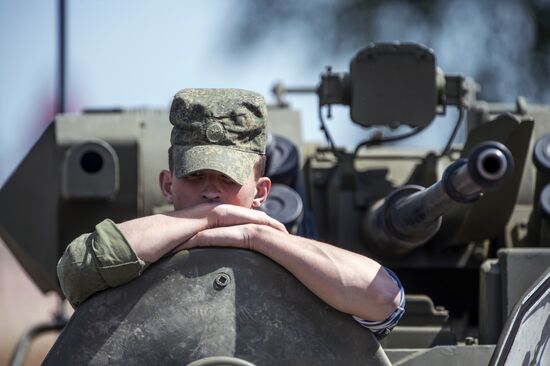Международный военно-технический форум "АРМИЯ-2015". Третий день