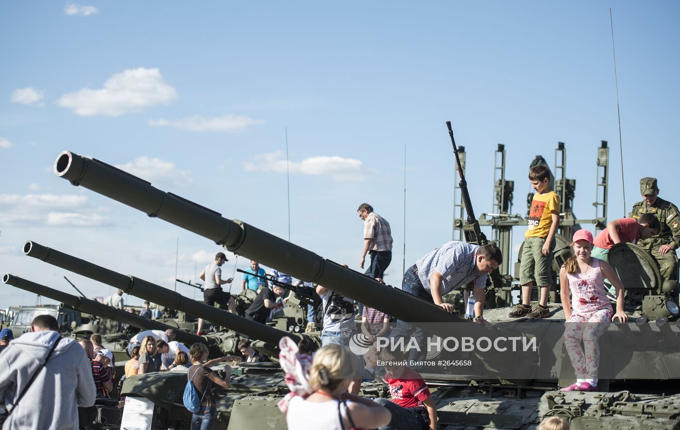 Международный военно-технический форум "АРМИЯ-2015". Третий день