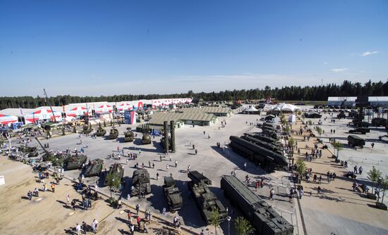Международный военно-технический форум "АРМИЯ-2015". Третий день
