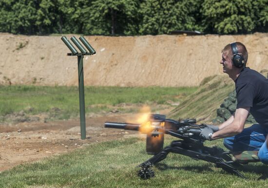 Международный военно-технический форум "АРМИЯ-2015". Третий день Международный военно-технический форум "АРМИЯ-2015". Третий день