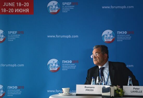 Панельная сессия "План сближения России и ЕС" в рамках ПМЭФ 2015