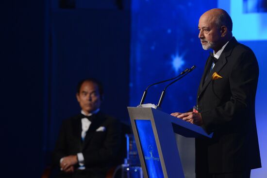 Церемония вручения премии "Глобальная энергия" в рамках ПМЭФ 2015