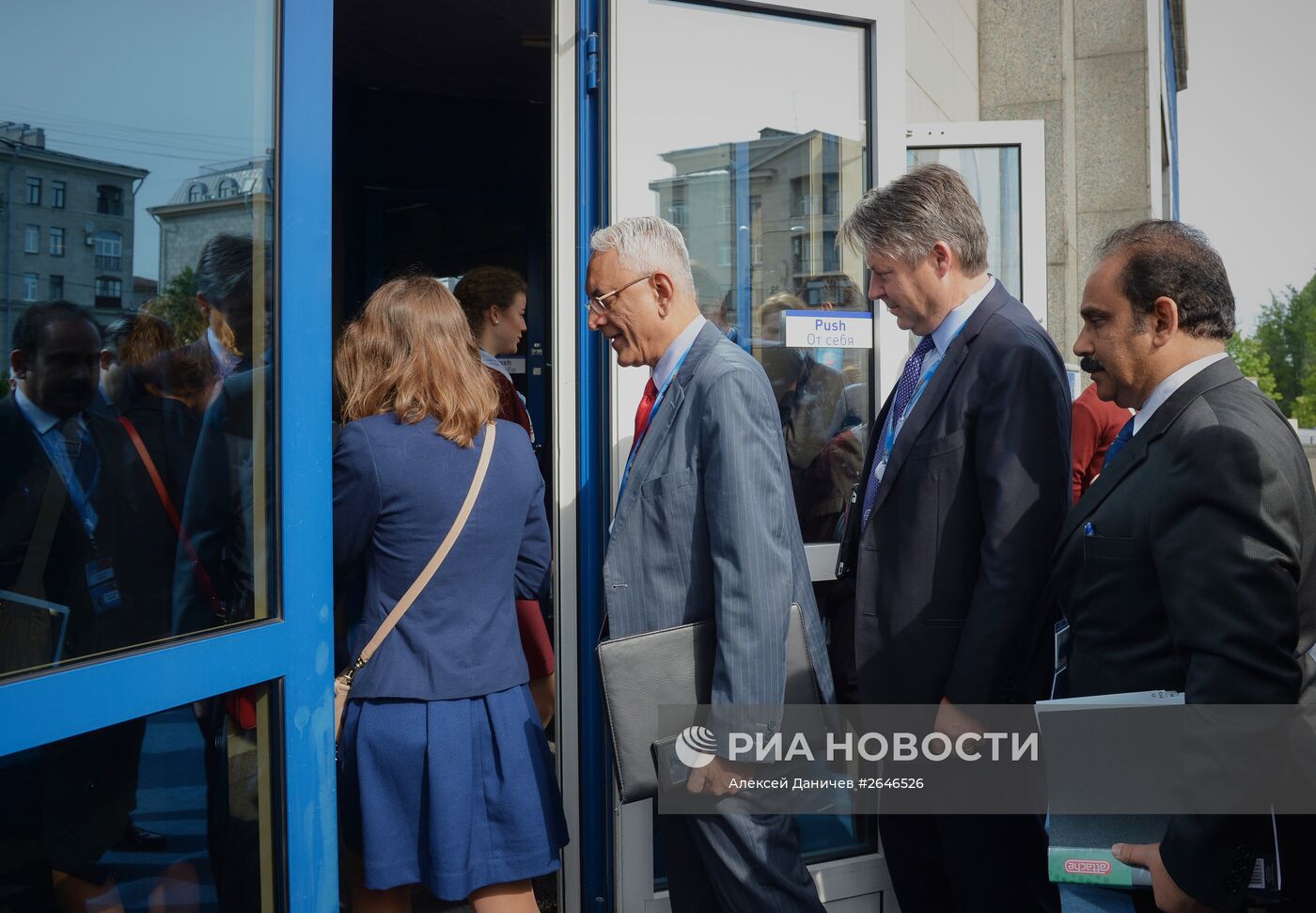 Петербургский международный экономический форум 2015 (ПМЭФ). День первый